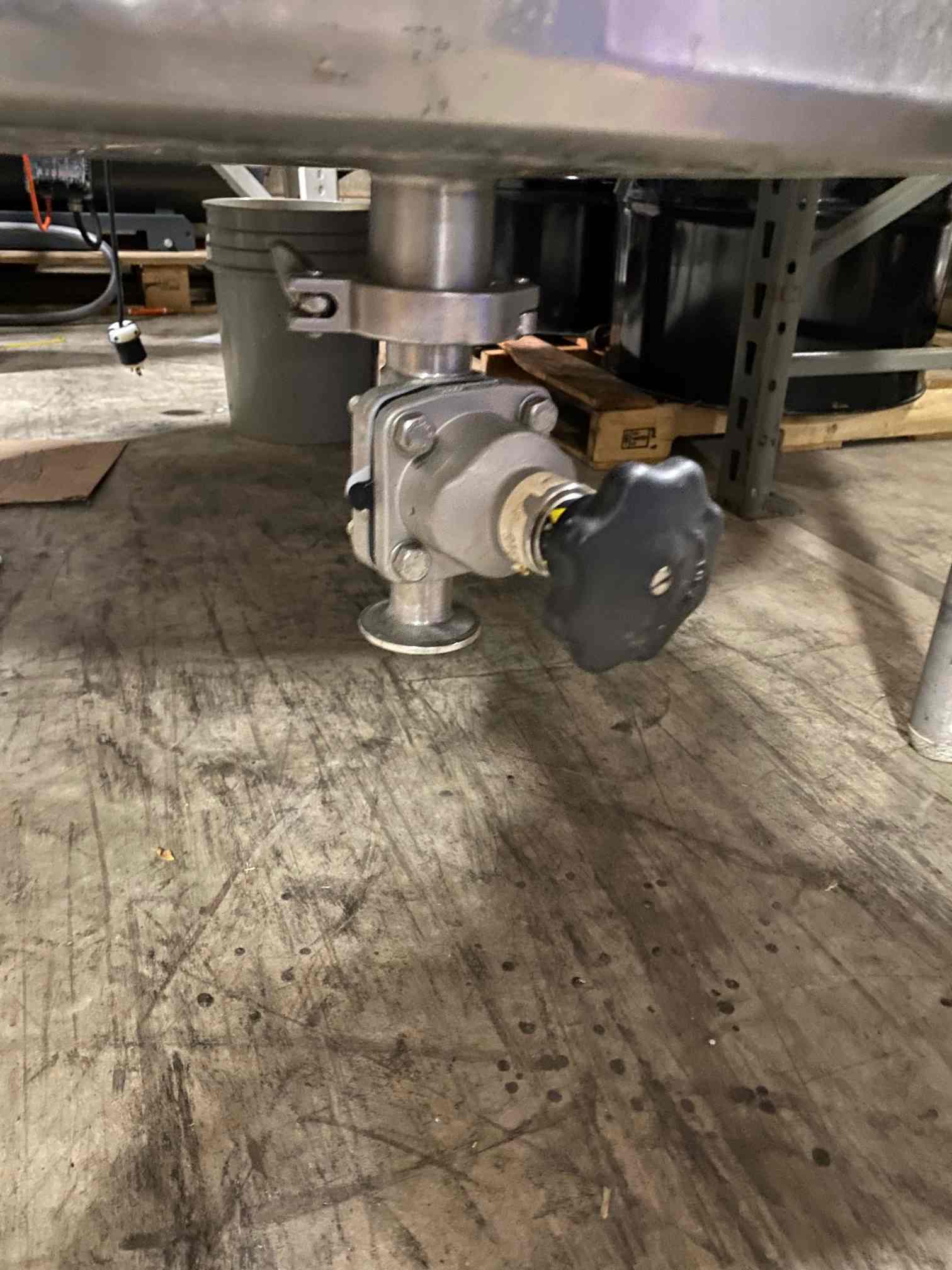 650 Gallon Perma-San OVS Stainless Steel Tank