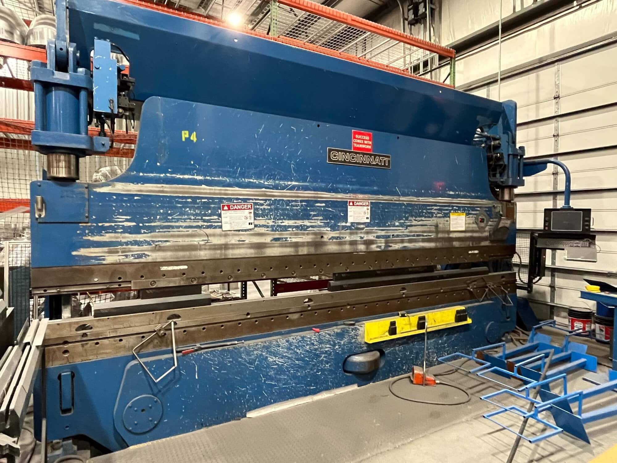 175 Ton x 16' Cincinnati 175AF CNC Hydraulic Press Brake