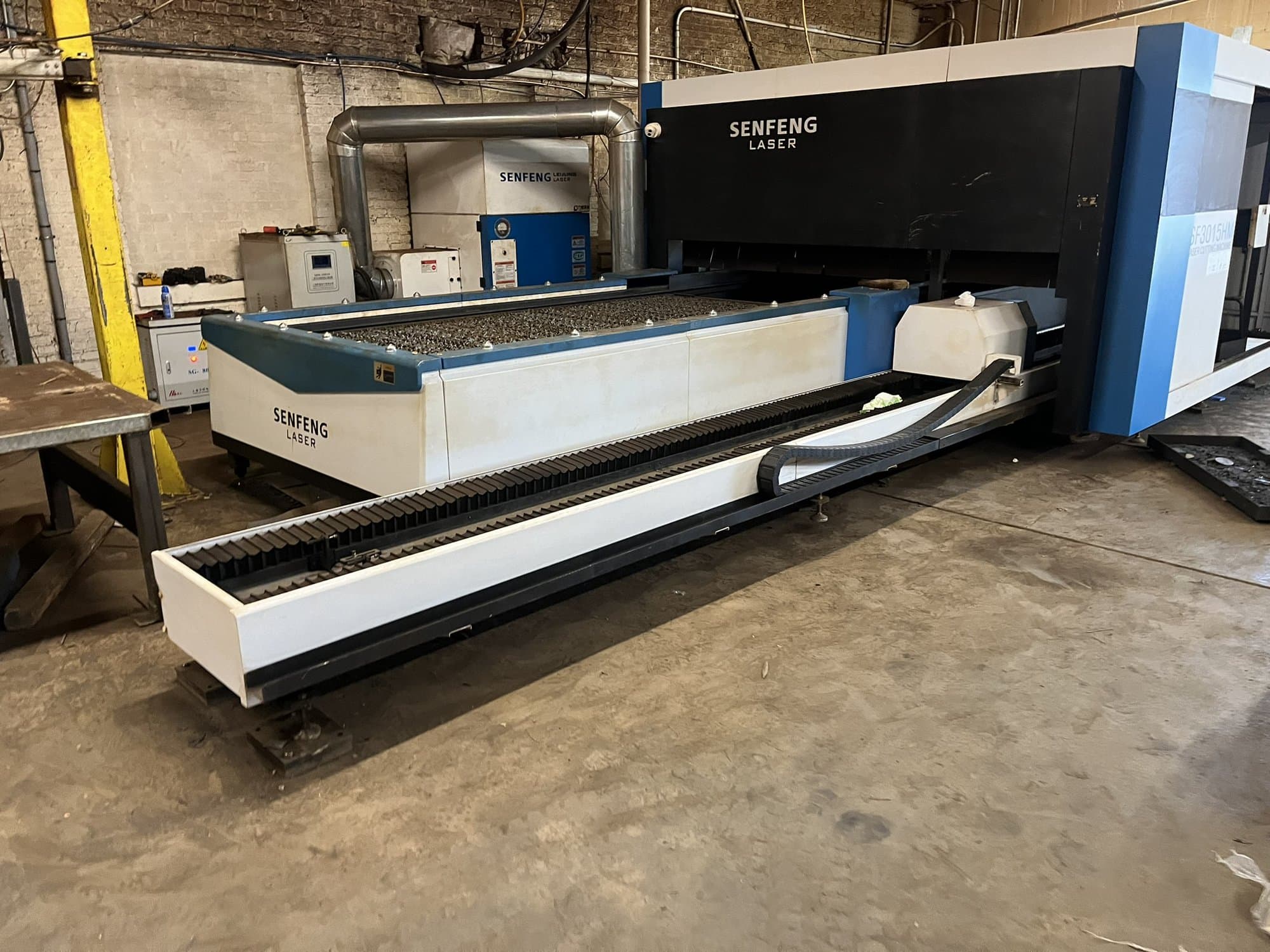 4000 watt Senfeng Fiber Tube and Sheet Laser SF3015HM