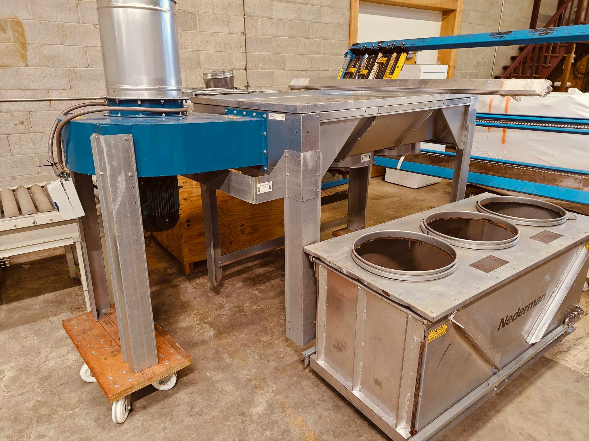 10 HP Nederman S-1000 Mini-Baghouse Interior Dust Collector