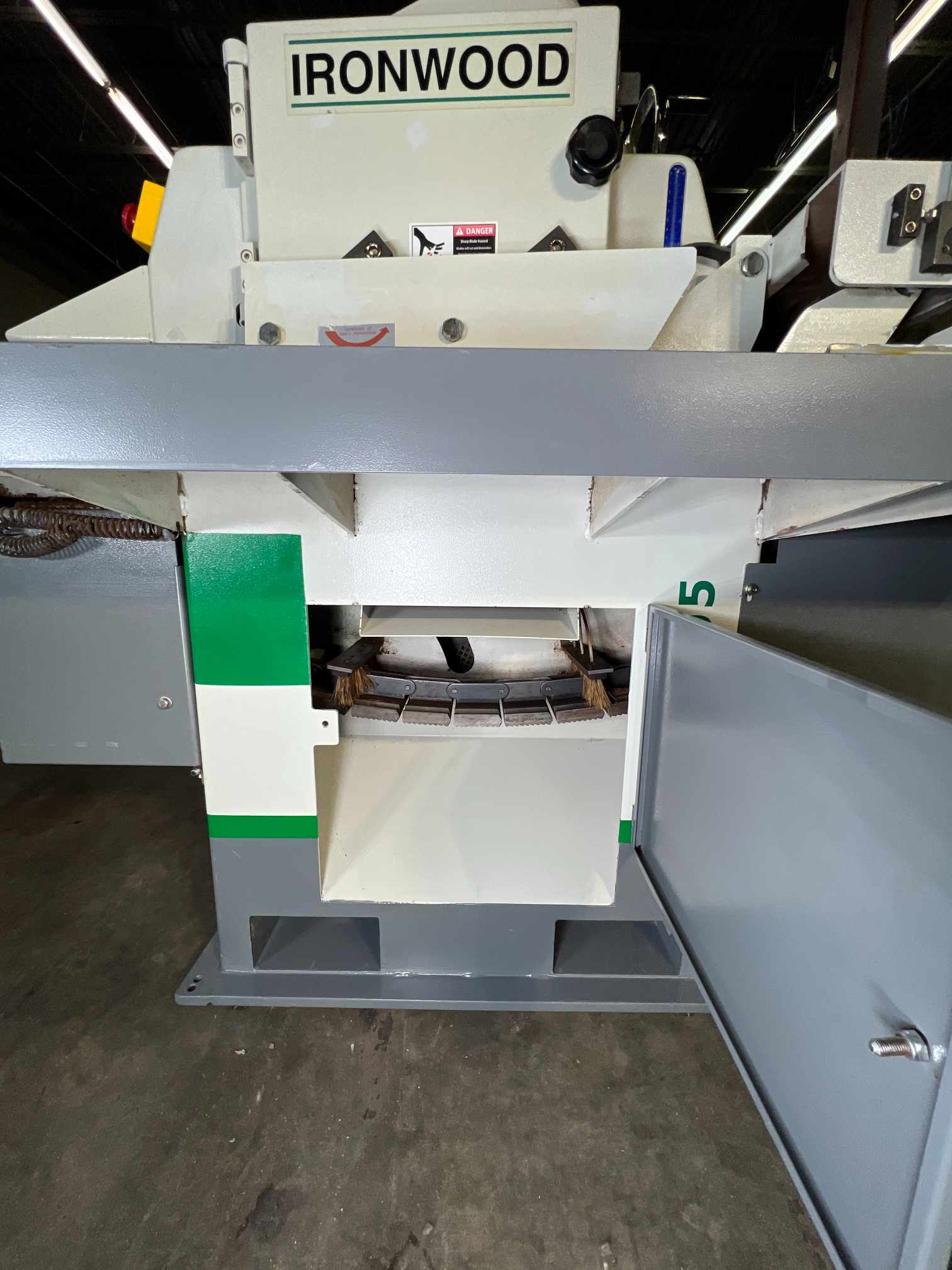 Ironwood SLR-305 Straight Line Rip Saw