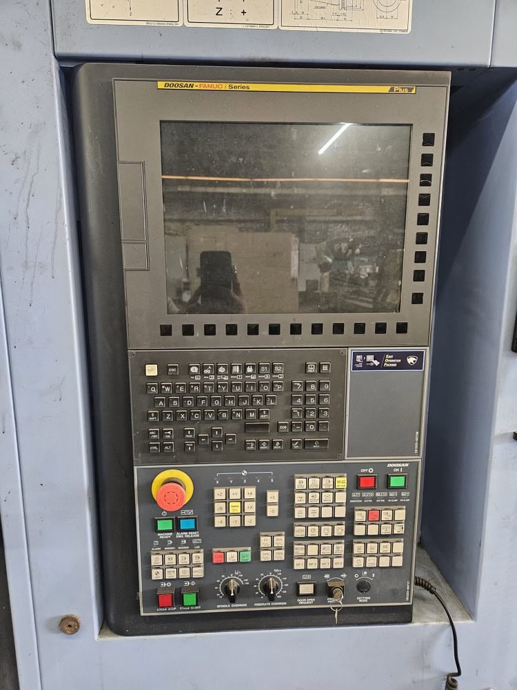 Doosan VC 3600 Dual Pallet VMC