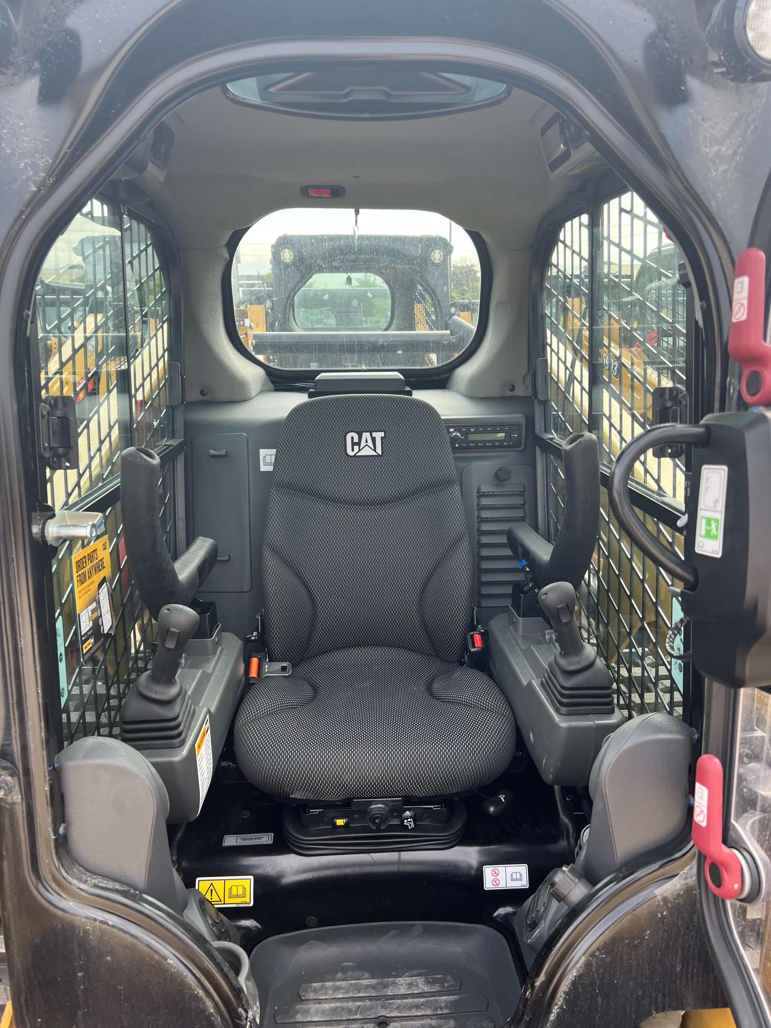 CAT 249D3 Skid Steer