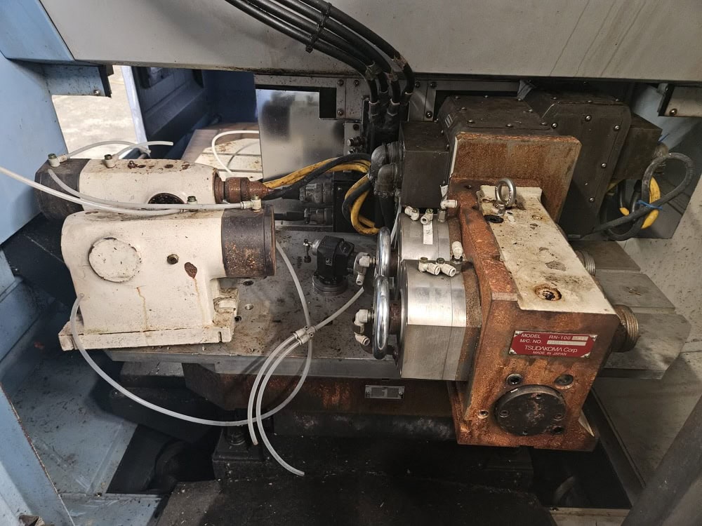 Doosan VC 3600 Dual Pallet VMC