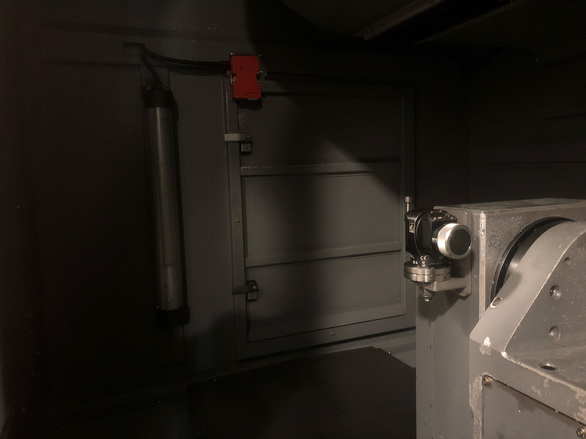 Hurco VMX42Ui 5 Axis Vertical Machine Center