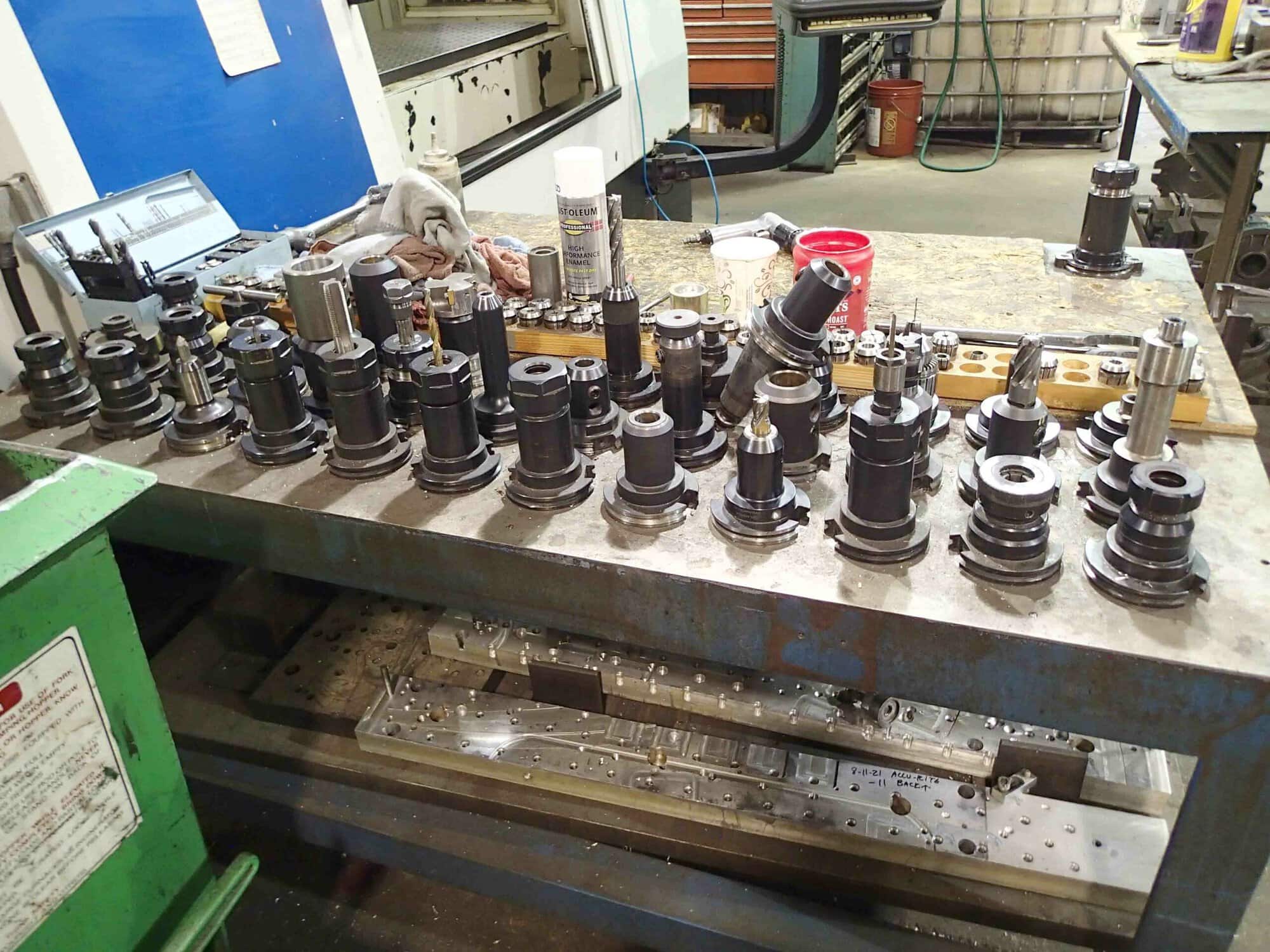 Hurco VMX50/50T VMC