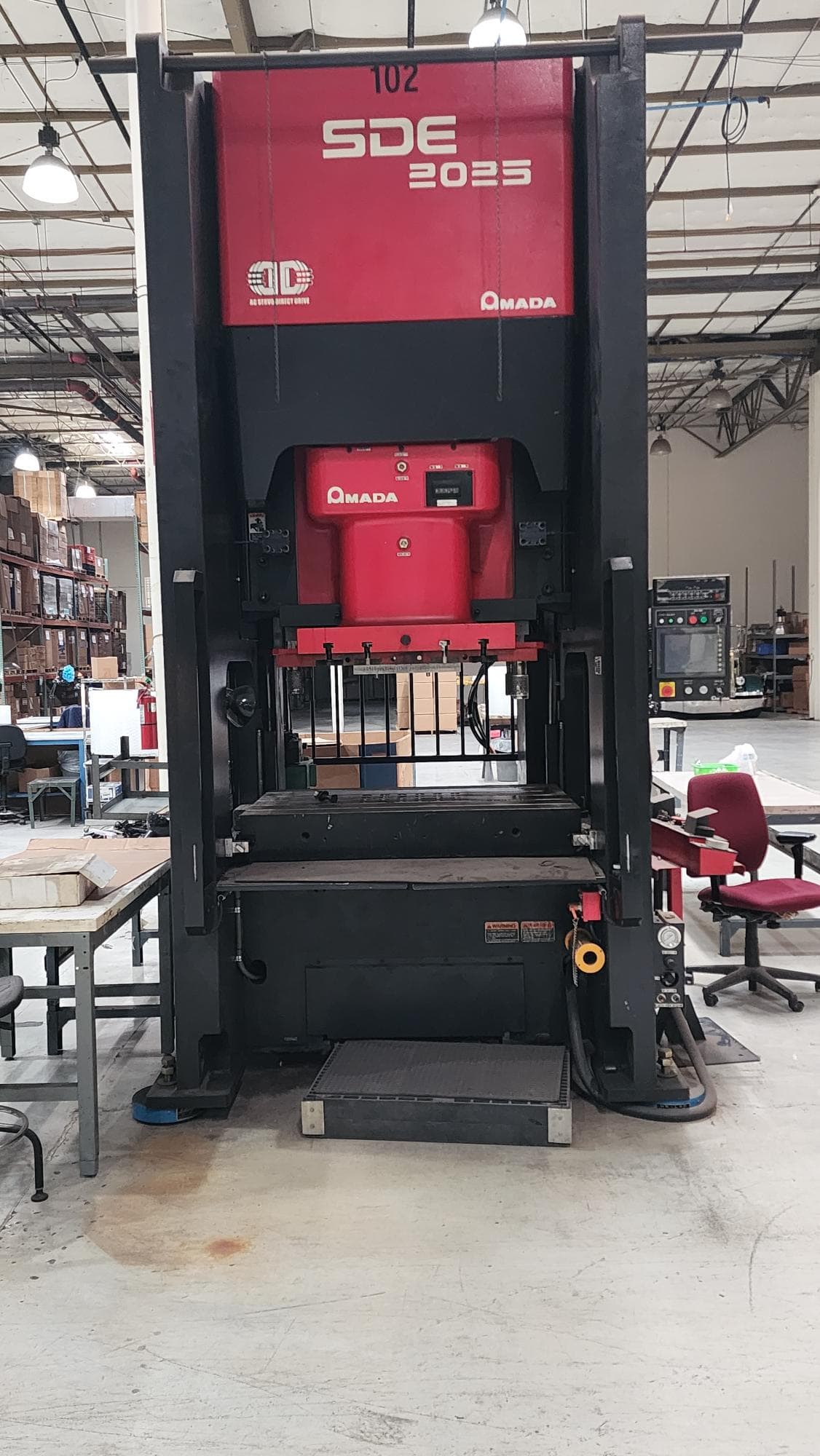 220 Ton Amada SDE-2025 Servo Electric Press