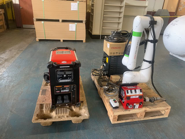 Lincoln Electric PowerWave R450 Welder W/ Fanuc Robot Arm CRX-10iA/L