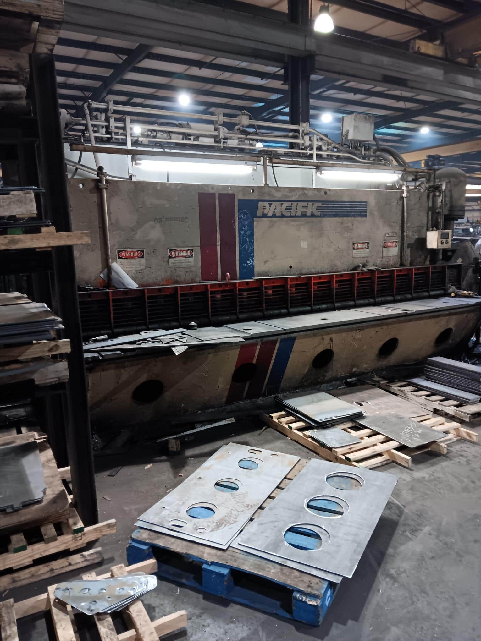 3/8" x 16' Pacific 300-G-16 Hydraulic Shear