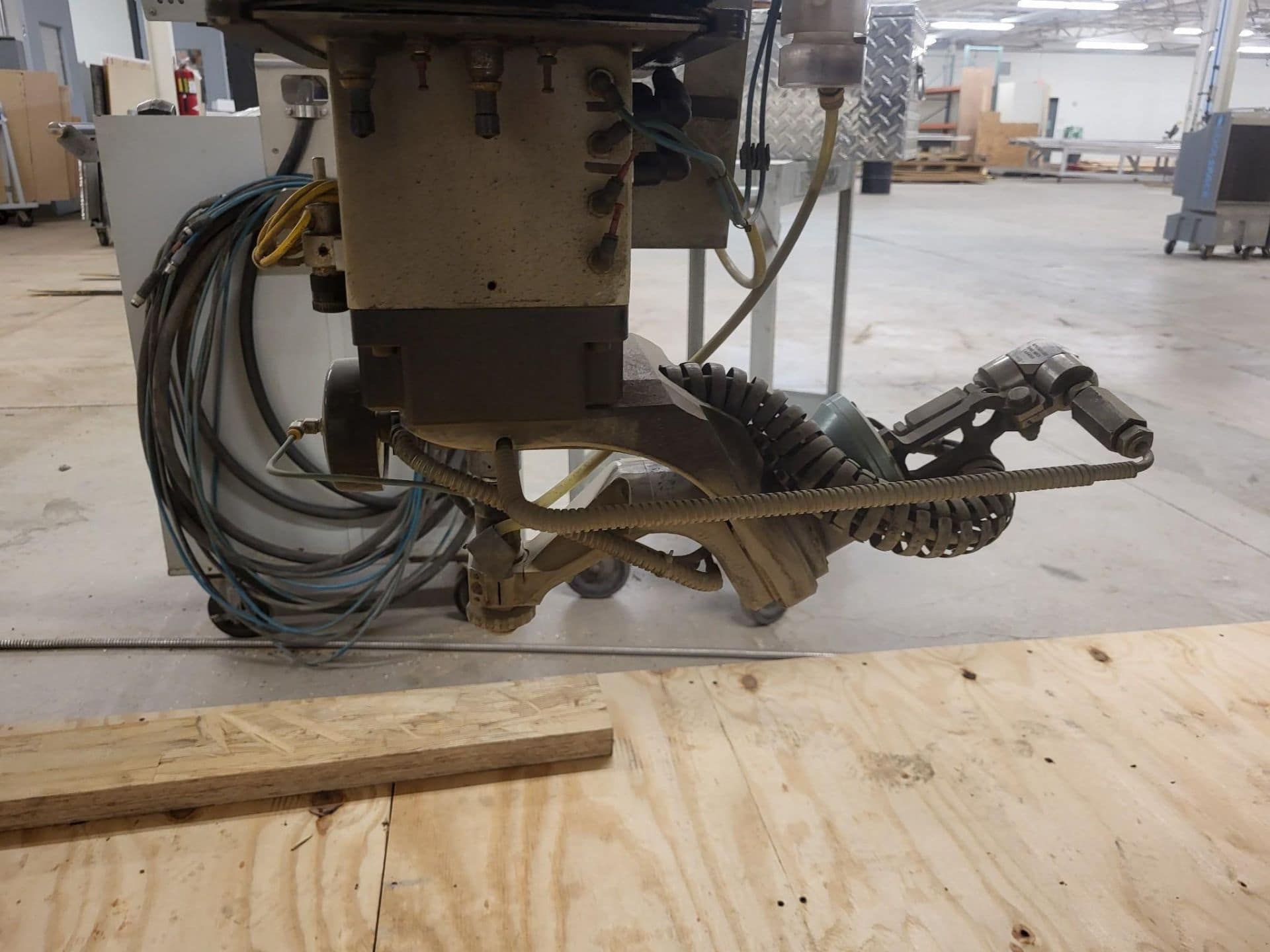10' x 20' Flow Mach 4 5 Axis Waterjet