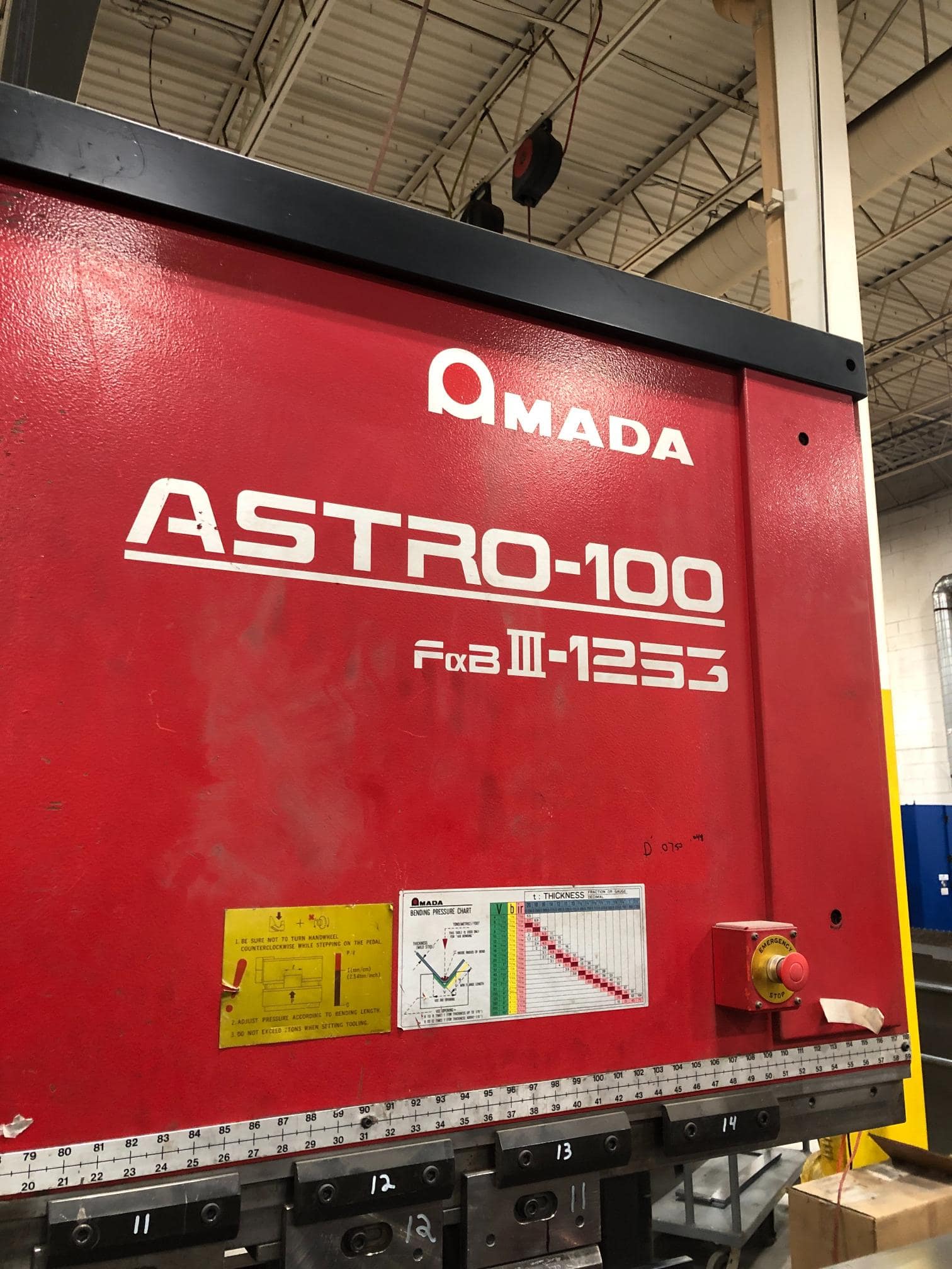 125 Ton x 10' Ton Amada Astro 100 FDBIII 1253 CNC Hydraulic Press Brake