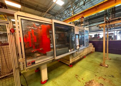 337 ton krauss maffei km 300-1900 c2 injection molding machine 2003