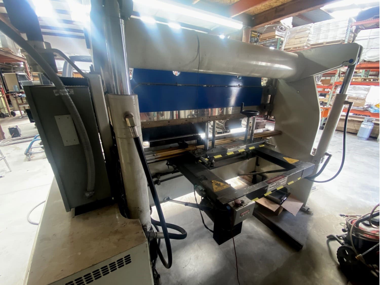 60 Ton x 8' Accurpress 7608 Press Brake