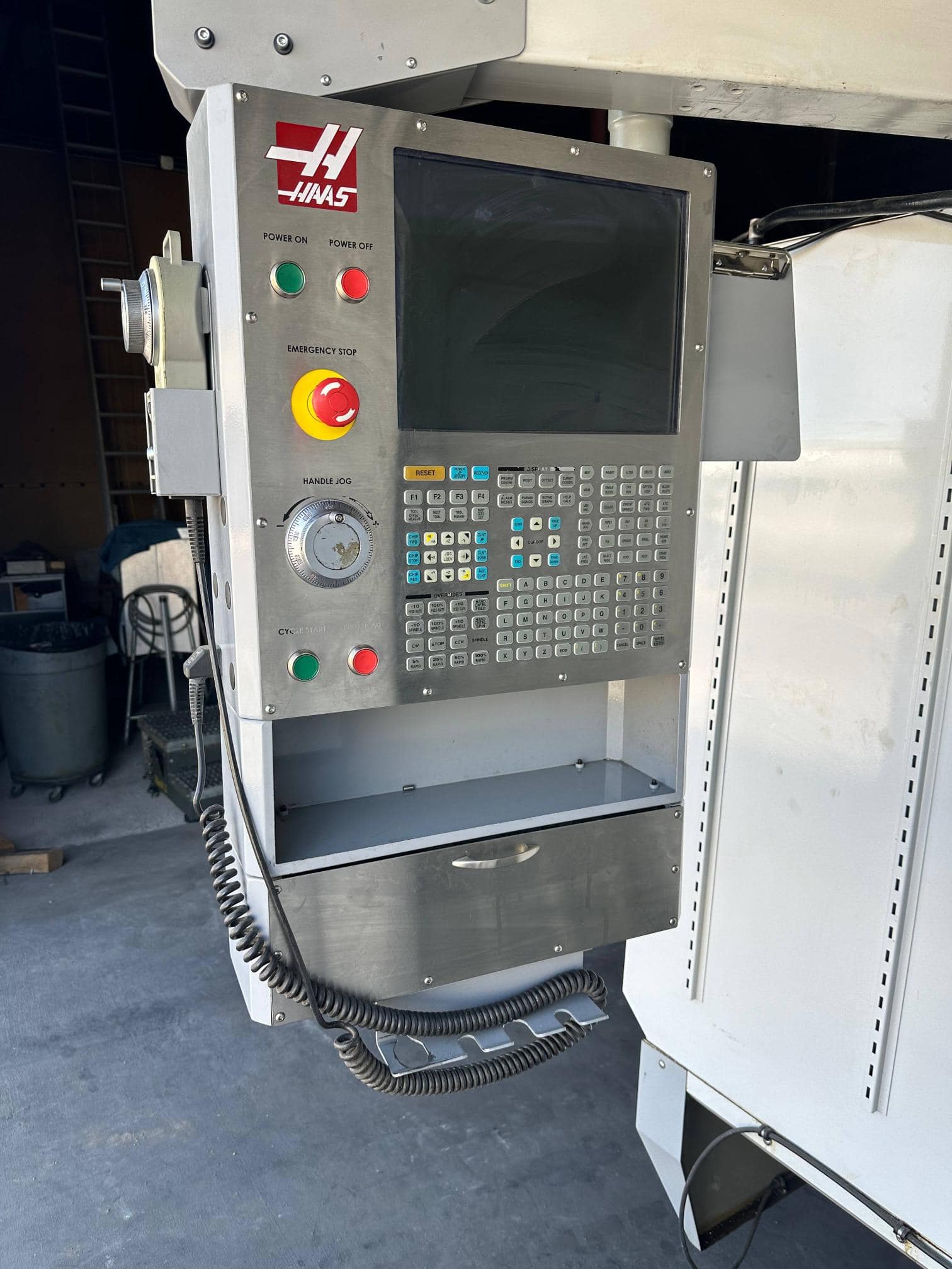 Haas VF-4SS VMC