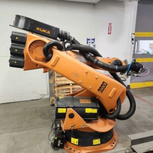 Kuka KR210 Robot With 30' KL 1500-3 Kuka Rail System