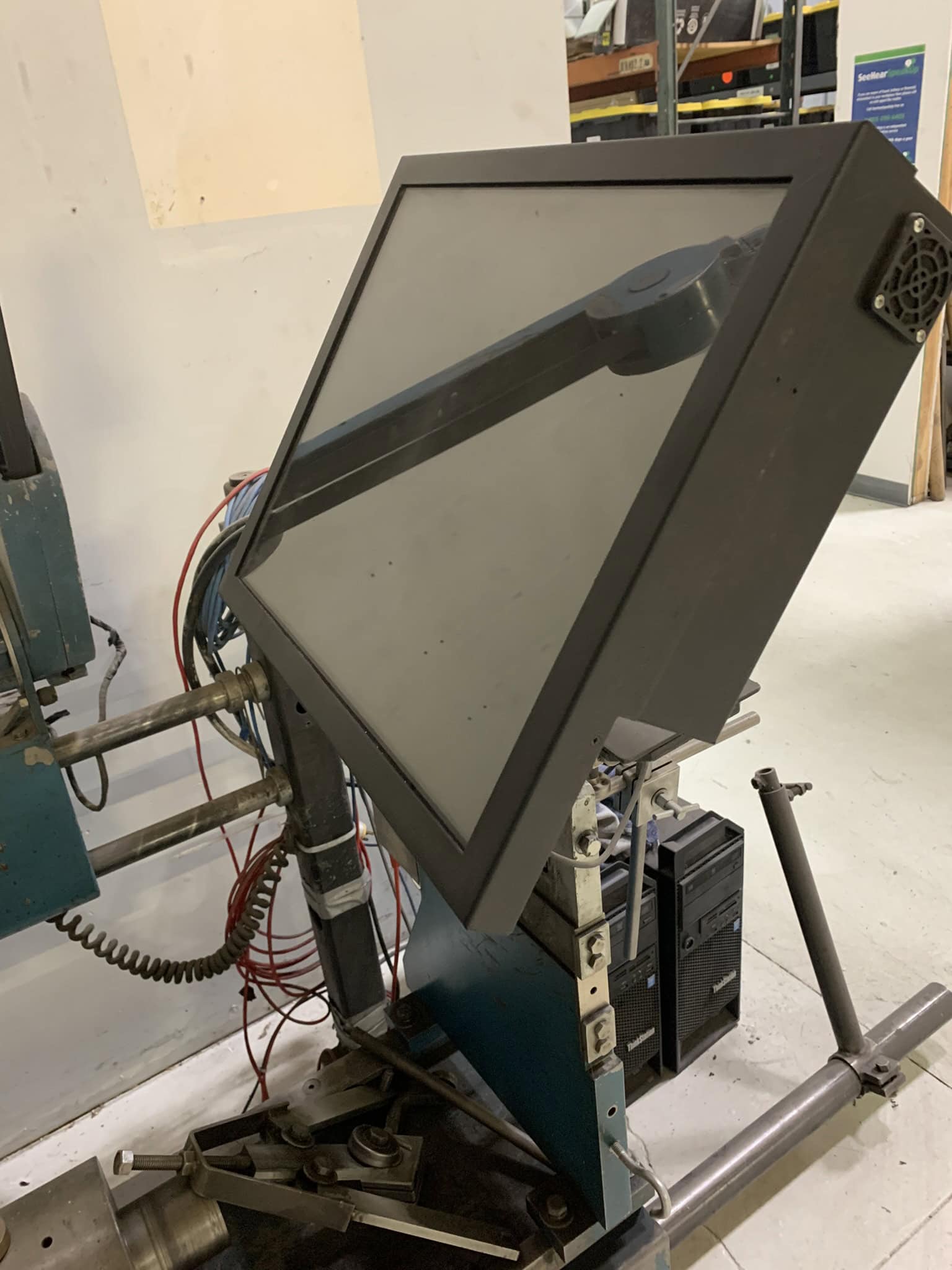 Stewart Warner Pro - BA1 Electronic Industrial Balancer