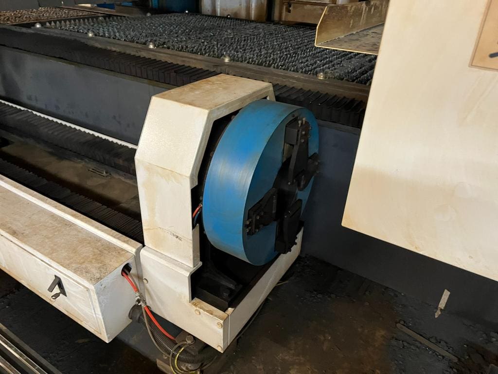 4000 Watt Senfeng SF-3015HM Combo Tube/Flat Laser