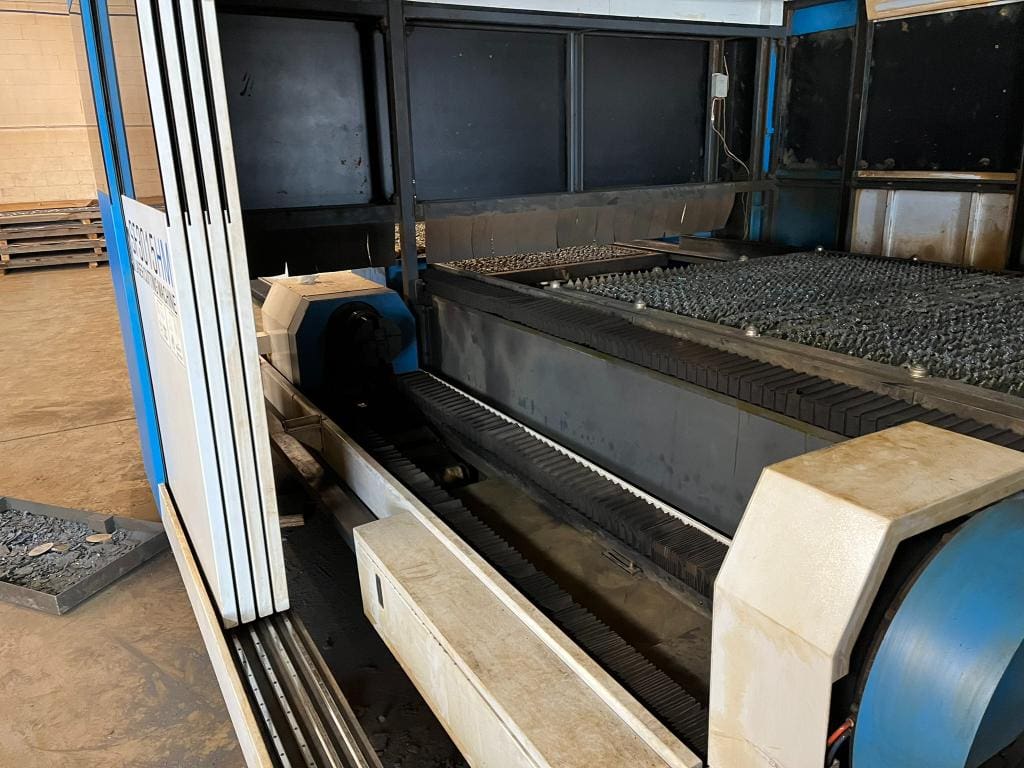 4000 Watt Senfeng SF-3015HM Combo Tube/Flat Laser