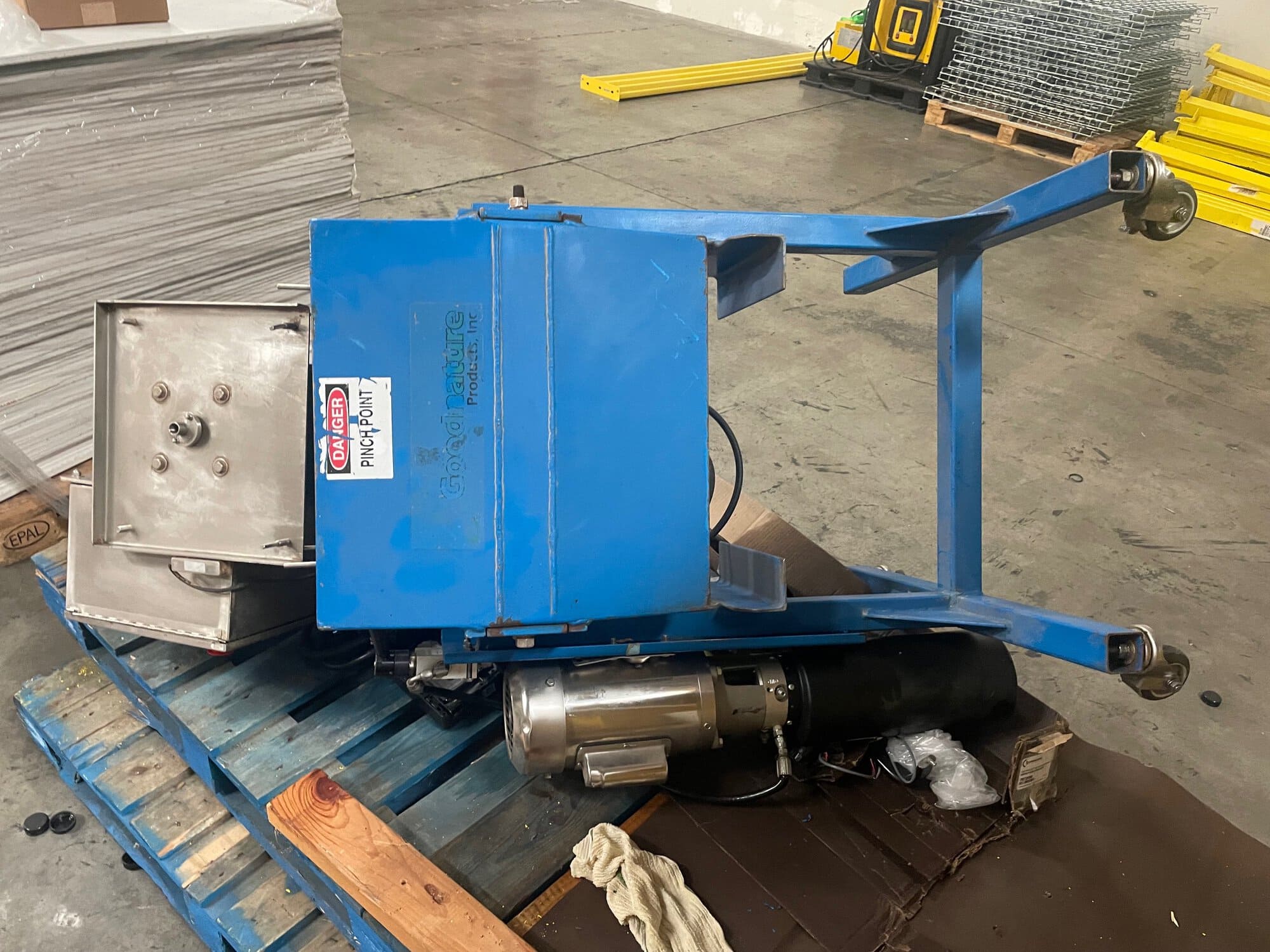 Arpac Pro Series SW-4026-L Pallet Wrapper w/ Dual Clamp Pallet Inverter