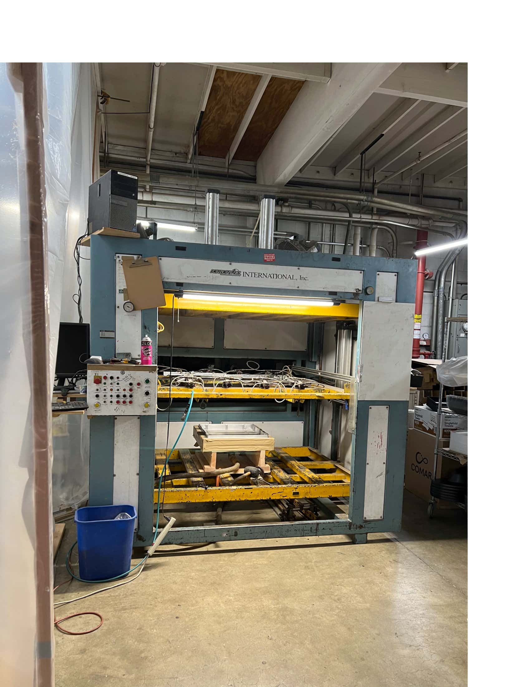 ZMD HD344 Single Station Cut Sheet Thick Gauge Thermoformer