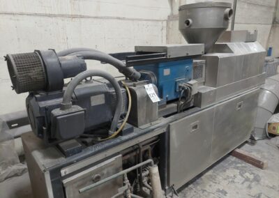 atx 43mm co-rotating twin screen extruder