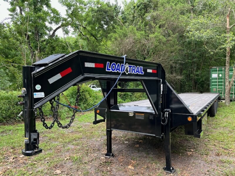 30,000 G.V.W.R. Load Trail GH30 Heavy-Duty Gooseneck Trailer w/Duals
