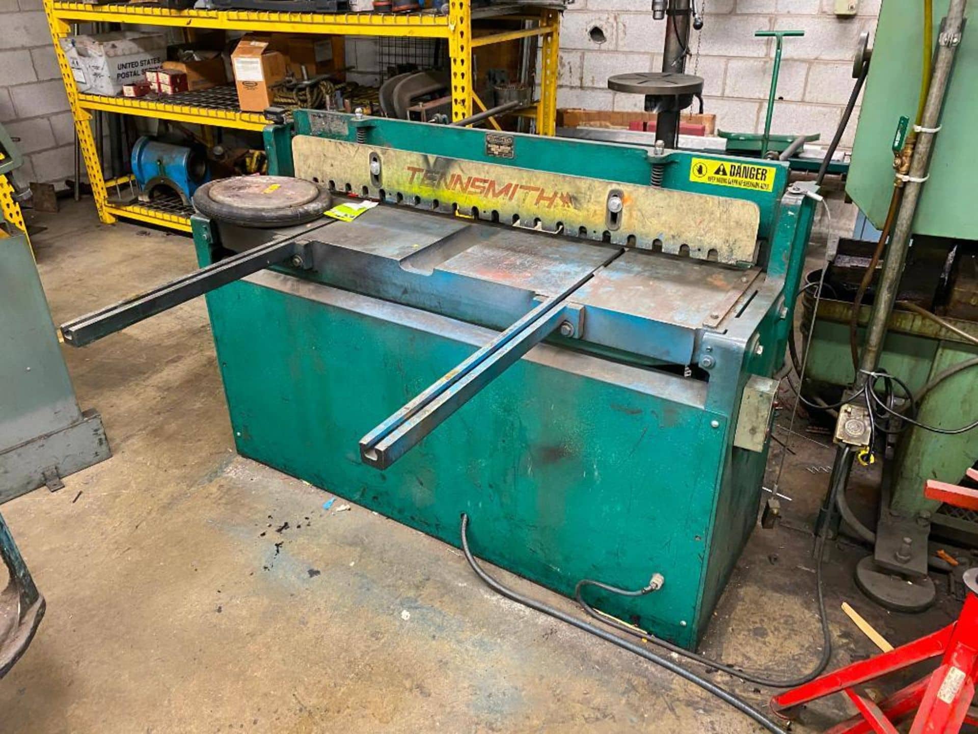 tennsmith shear model h5216 16 ga mild steel sn 15336 tennsmith shear model h5216 16 ga mild steel sn 15336
