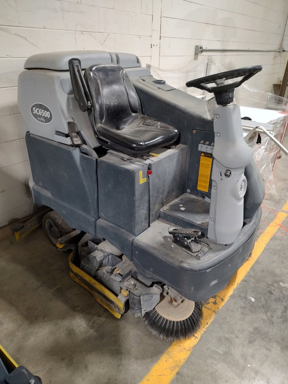 Advance SC6500 Industrial Floor Sweeper