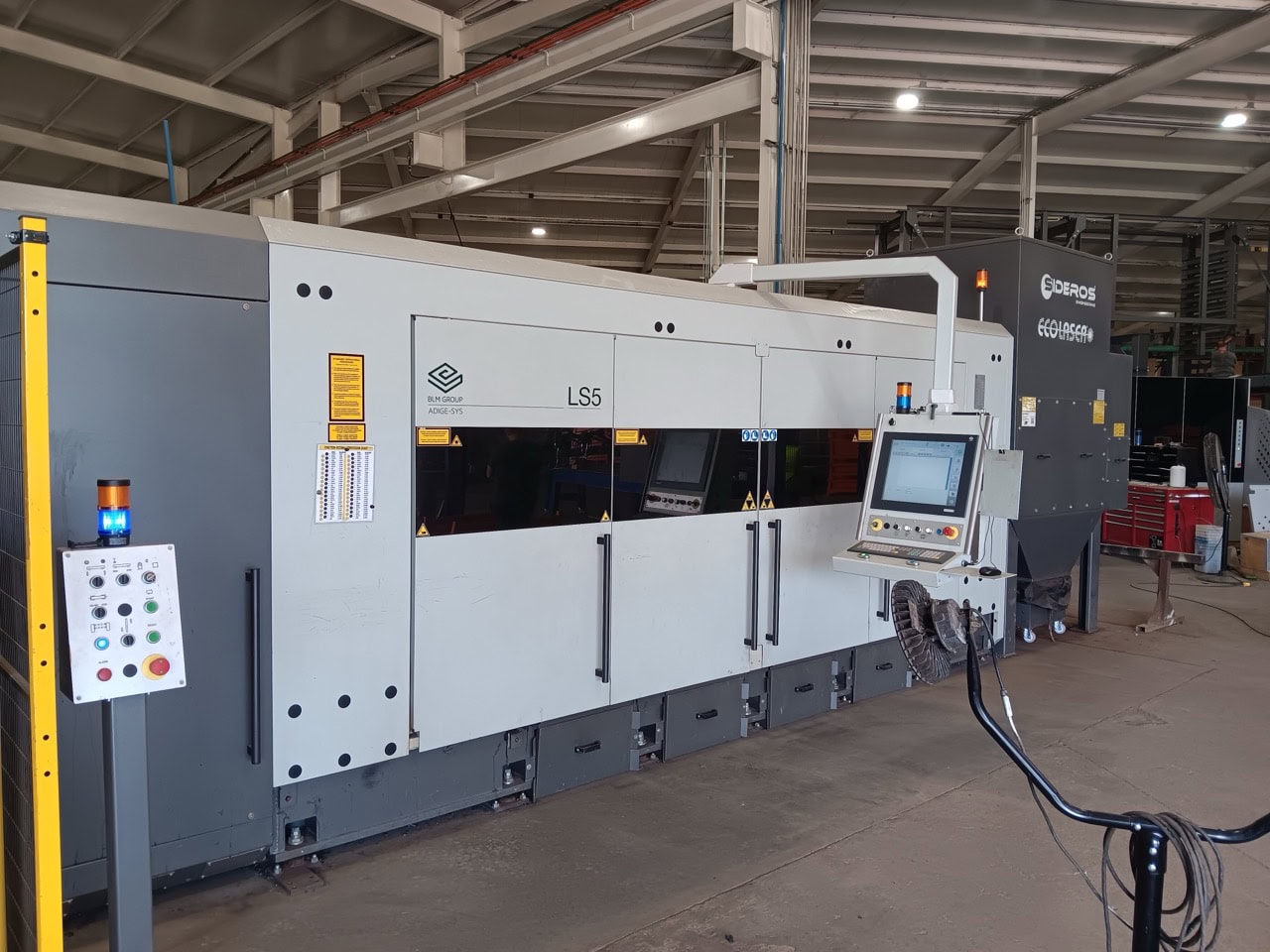 12,000 Watt BLM LS5 Fiber Laser, 2022 - 5' x 10' Table