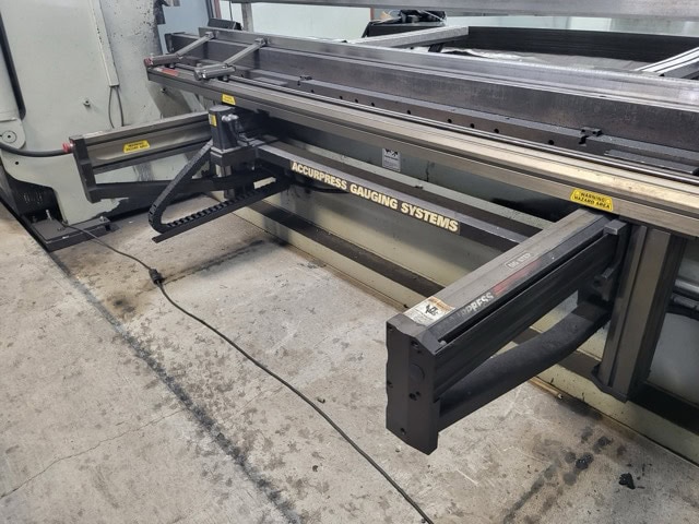 250 Ton x 14' Accupress 725014 CNC Hydraulic Press Brake