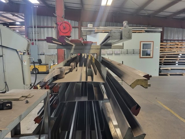 250 Ton x 14' Accupress 725014 CNC Hydraulic Press Brake