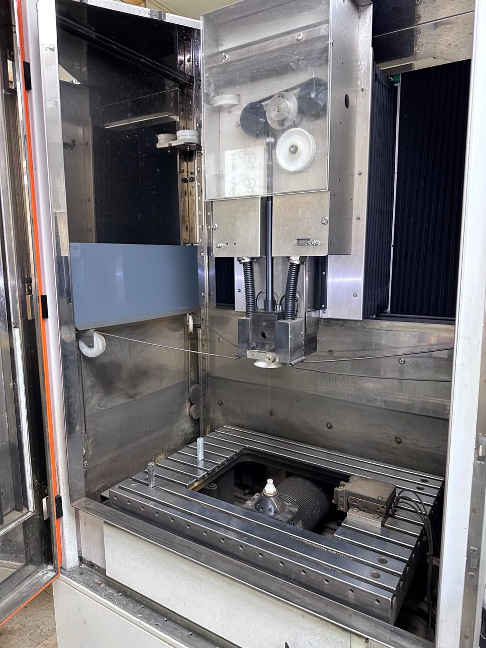Charmilles Robofil 330F Submerged Wire EDM