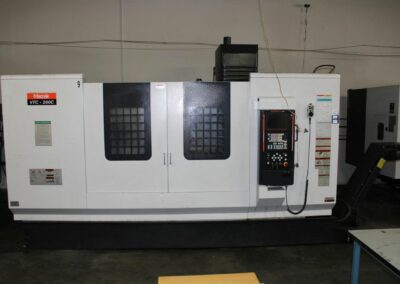 2007 mazak vtc-200c cnc vertical machining center 2