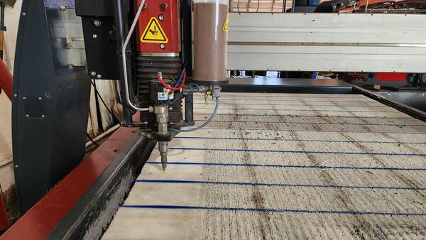 5'x10' Omax Maxiem 1530 CNC WaterJet