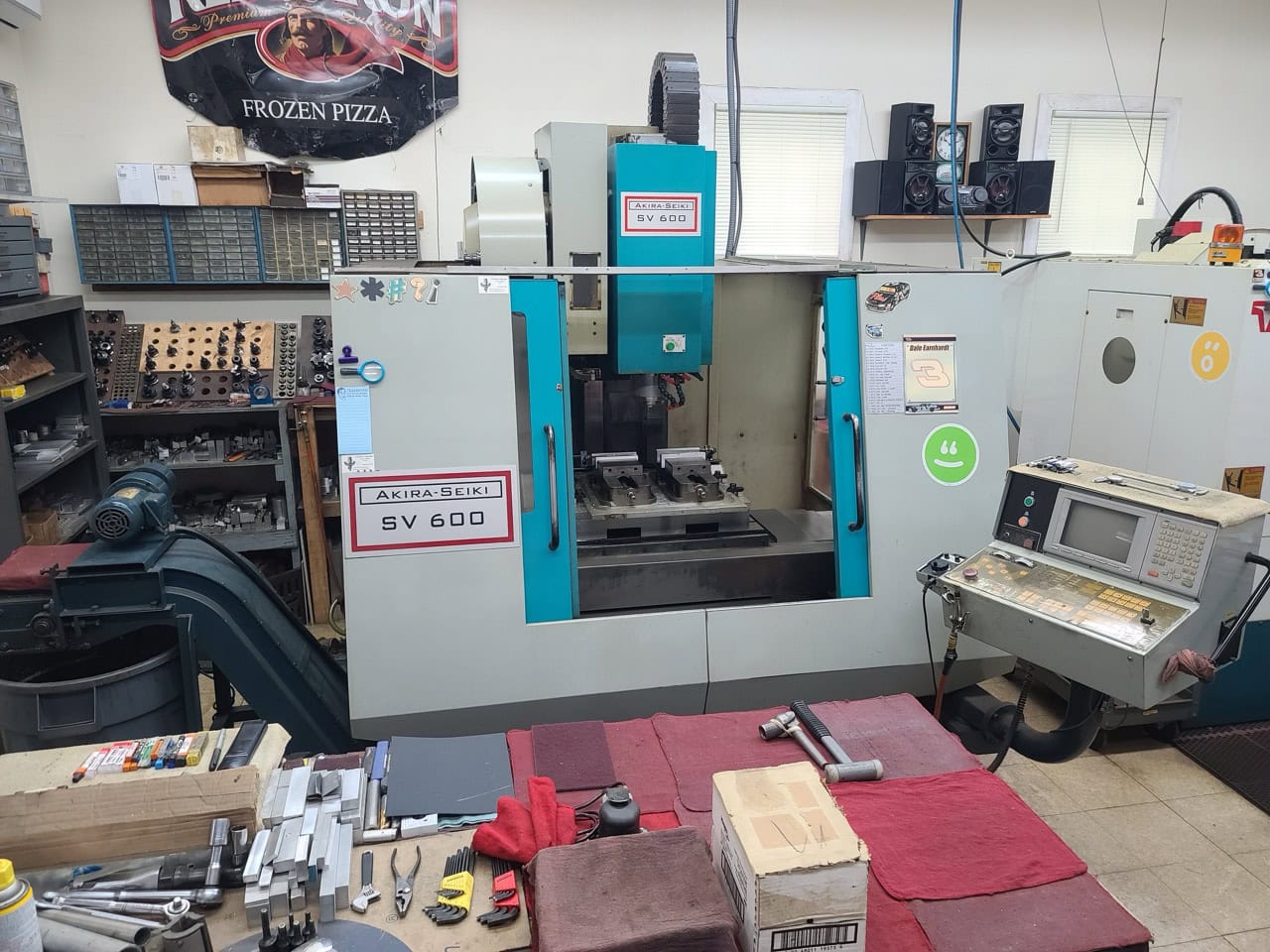 Akira Seiki SV600 CNC VMC, 1998 - New Spindle - Image 2