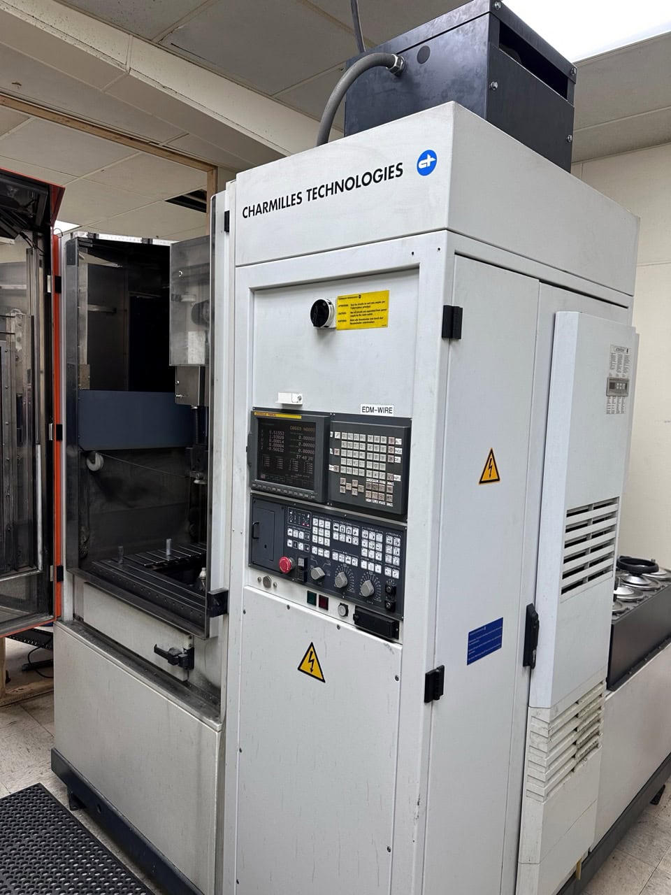 Charmilles Robofil 330F Submerged Wire EDM