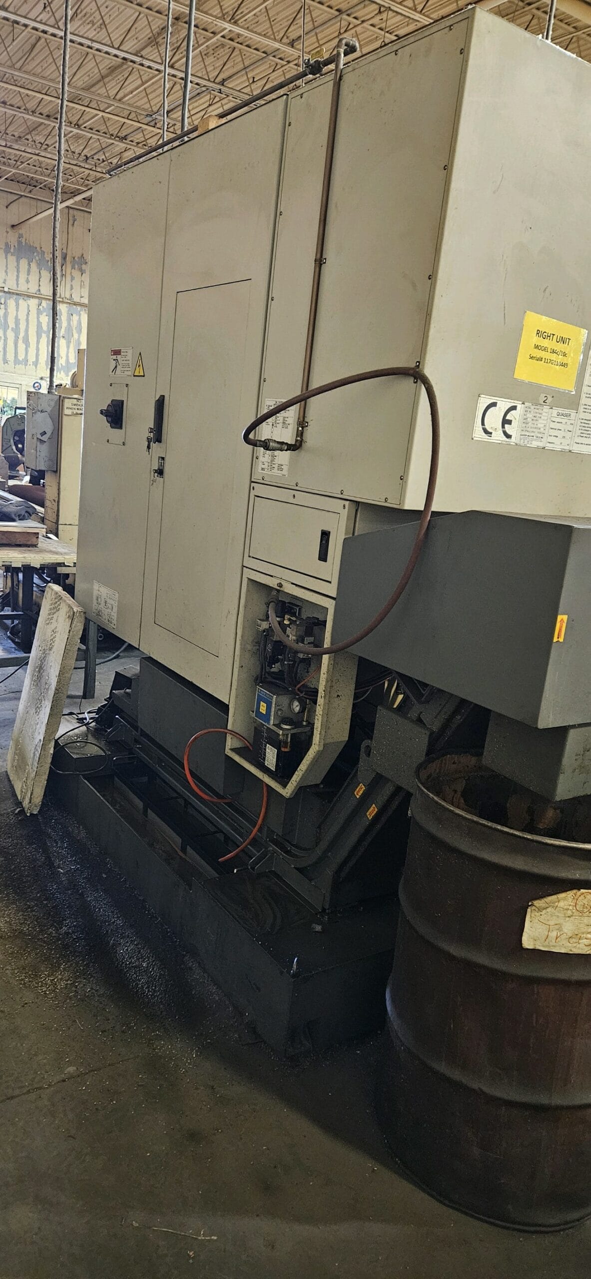 Quaser MV184C CNC VMC