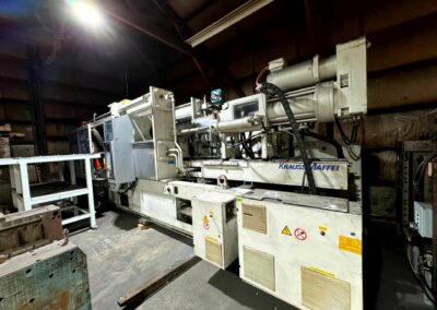 420 ton krauss maffei km 420-2700-220 c3 wen injection molder with krauss maffei robot