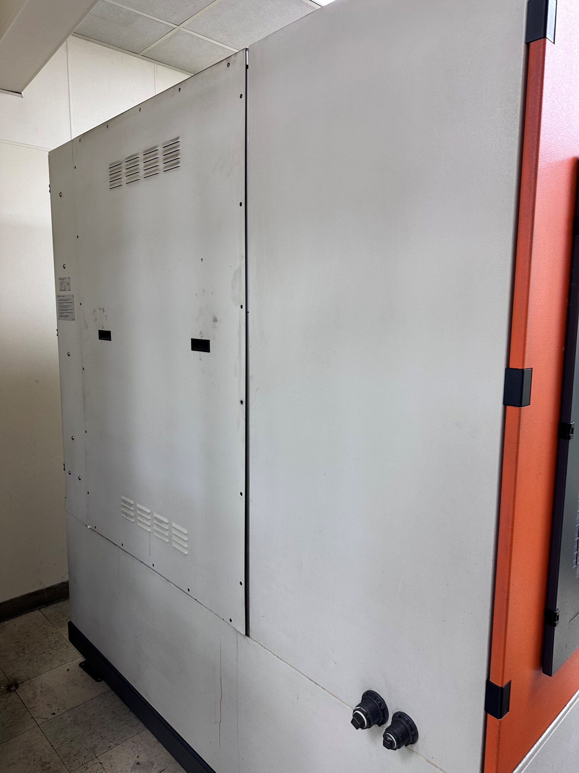 Charmilles Robofil 330F Submerged Wire EDM