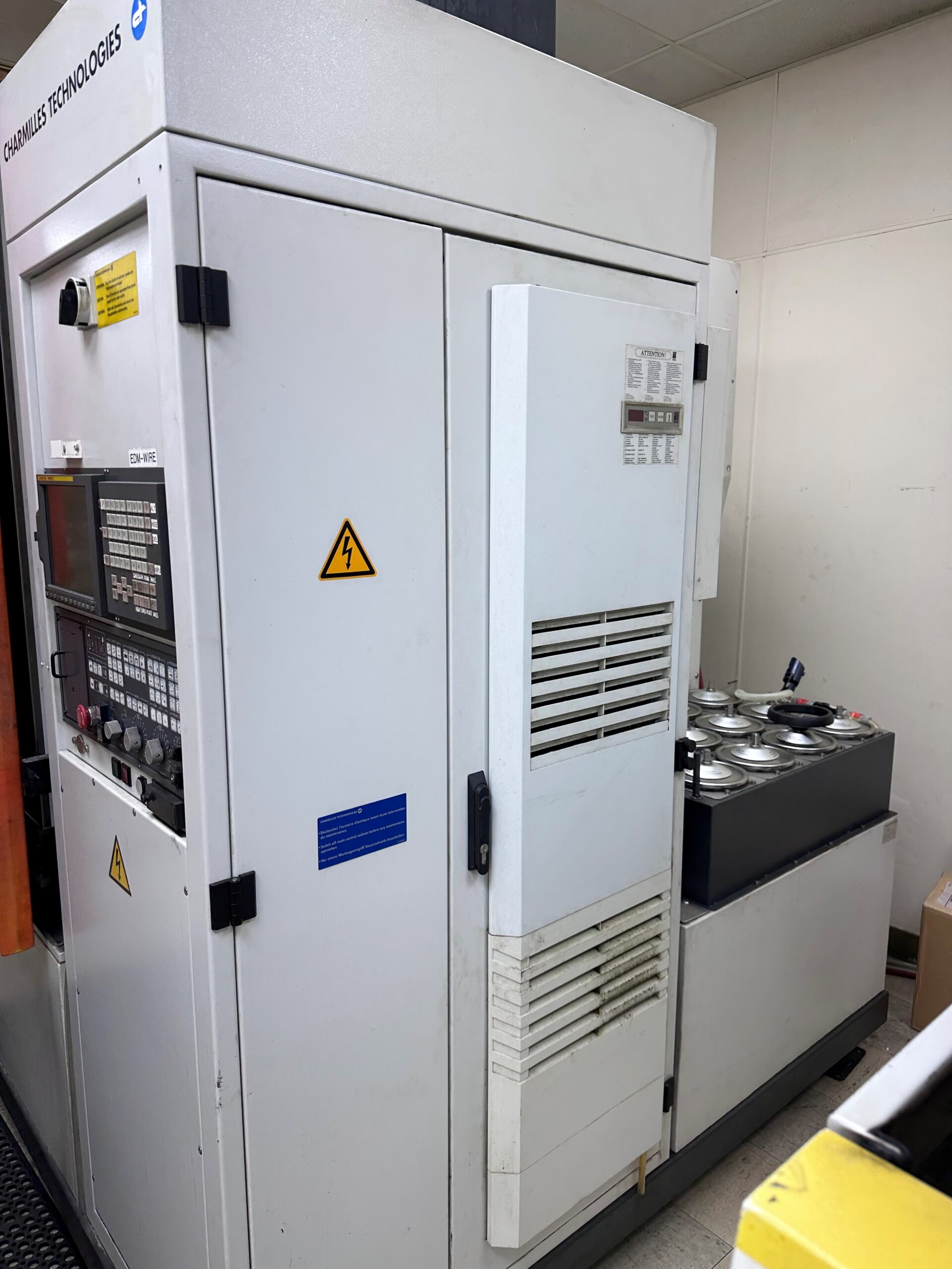 Charmilles Robofil 330F Submerged Wire EDM