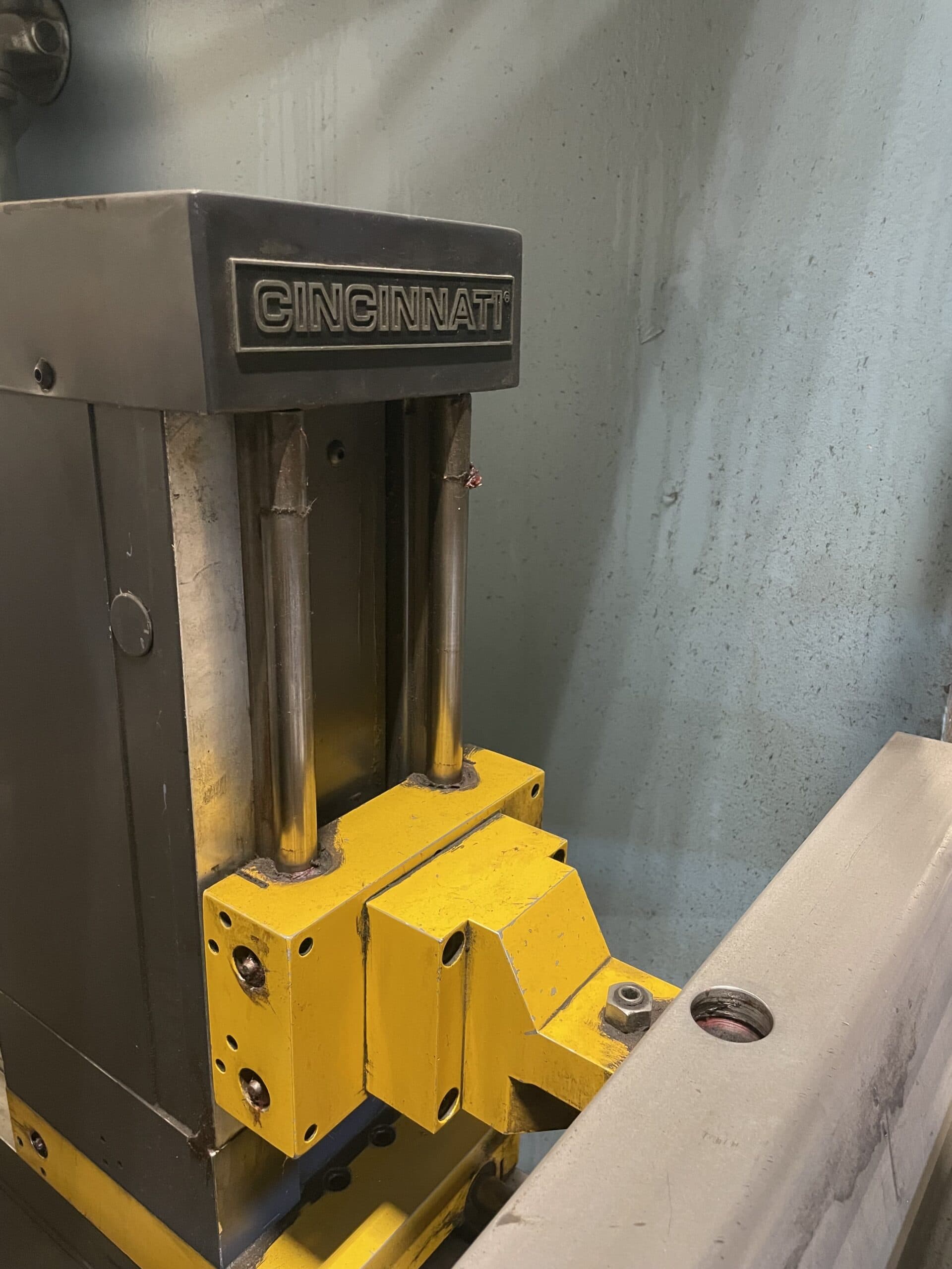 350 Ton x 12' 350AF10 Cincinnati Press Brake