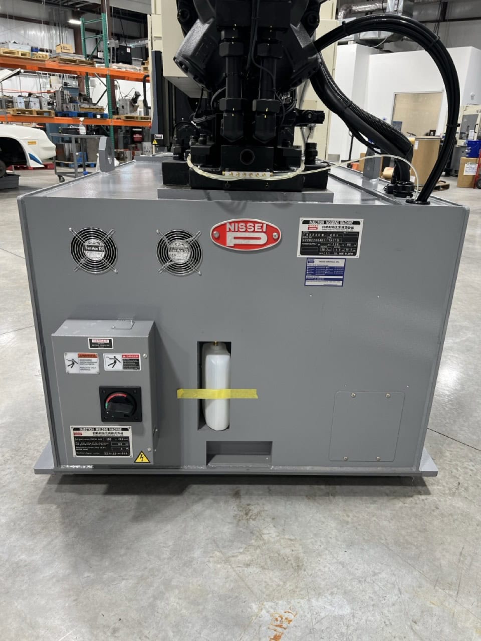 Nissei FNX-280III 100A Injection Mold Machine