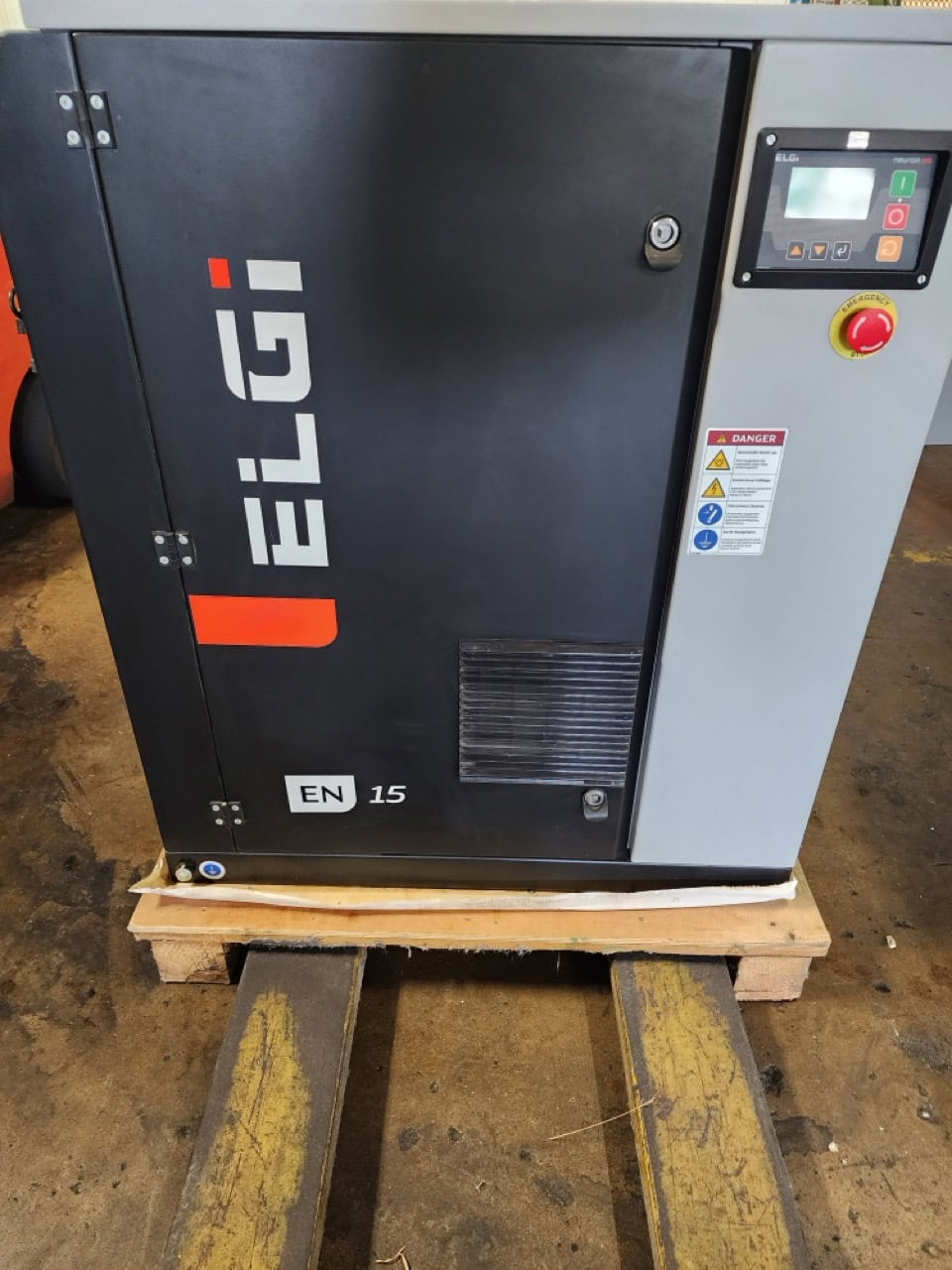 20 HP ELGi EN15-125 Rotary Screw Air Compressor