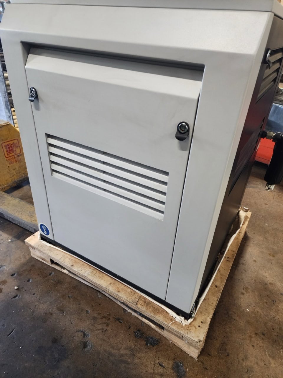 20 HP ELGi EN15-125 Rotary Screw Air Compressor