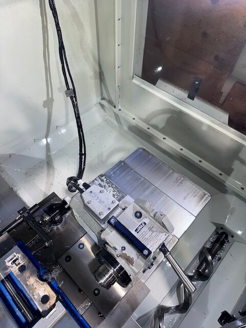 Haas VF-1YT VMC