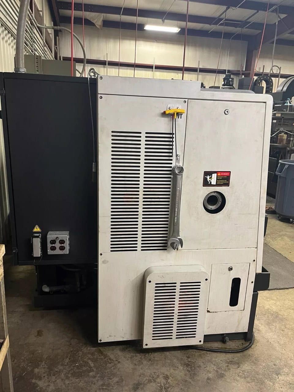 Doosan Lynx 220LC CNC Lathe