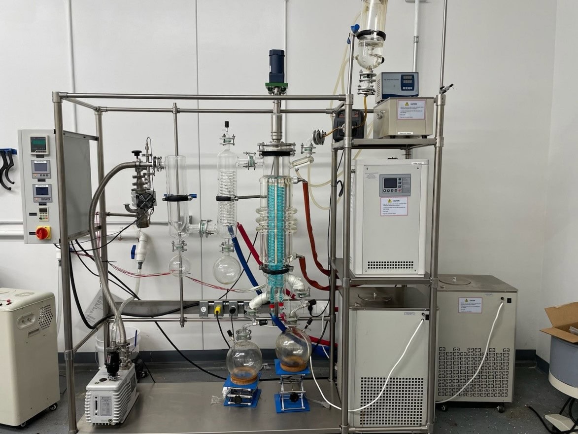 Hydrion Scientific: HMD-150 Wiped Film Distillation System w/ RE-550 Rotary Evaporator, 2019
