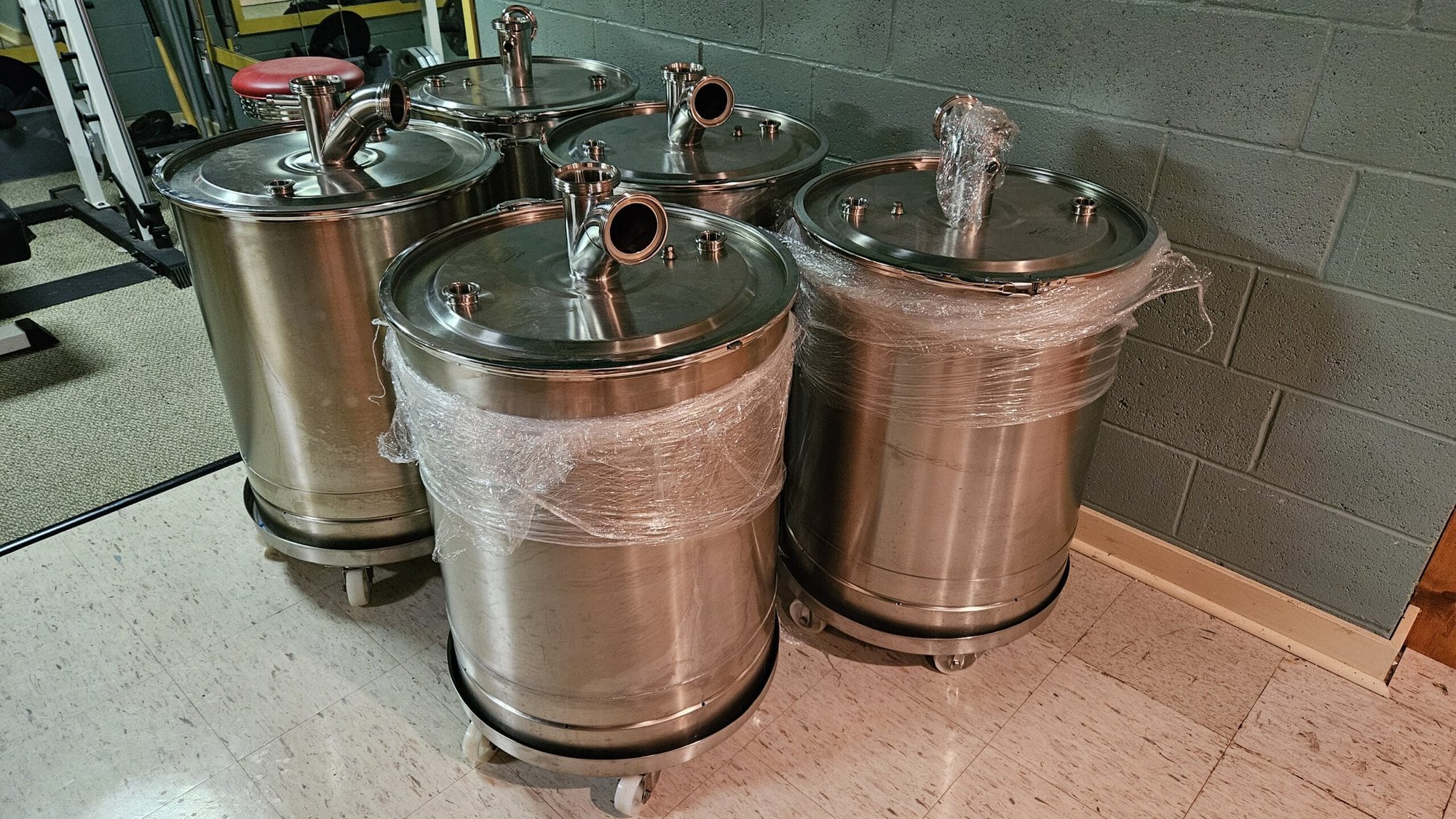Muller Vispro 150L Stainless Steel Viscous Fluid Transfer Tanks. Set of 5 - NEVER USED - Image 2