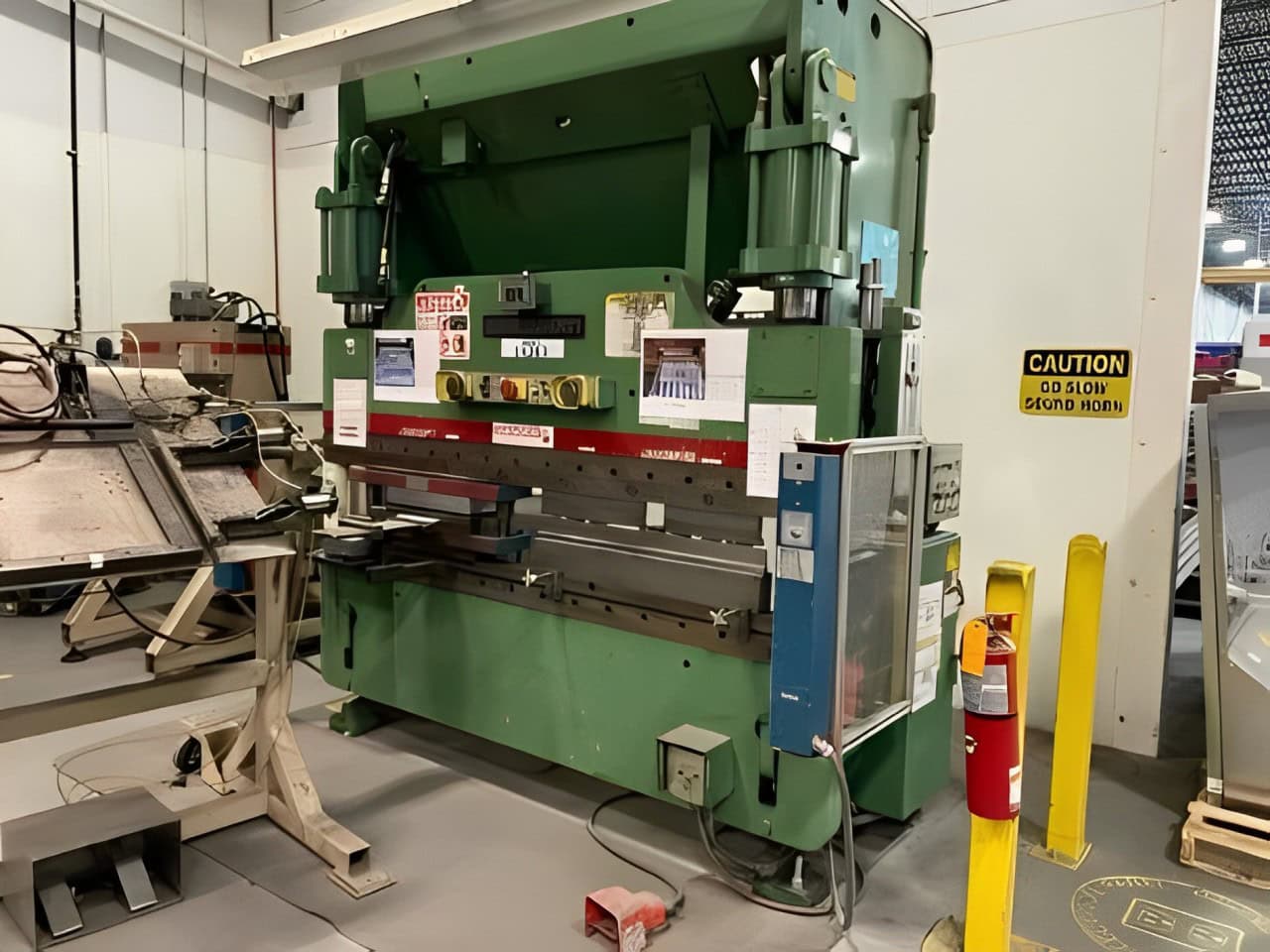 90 Ton x 6' Cincinnati 90CB6 Hydraulic Press Brake, 1996