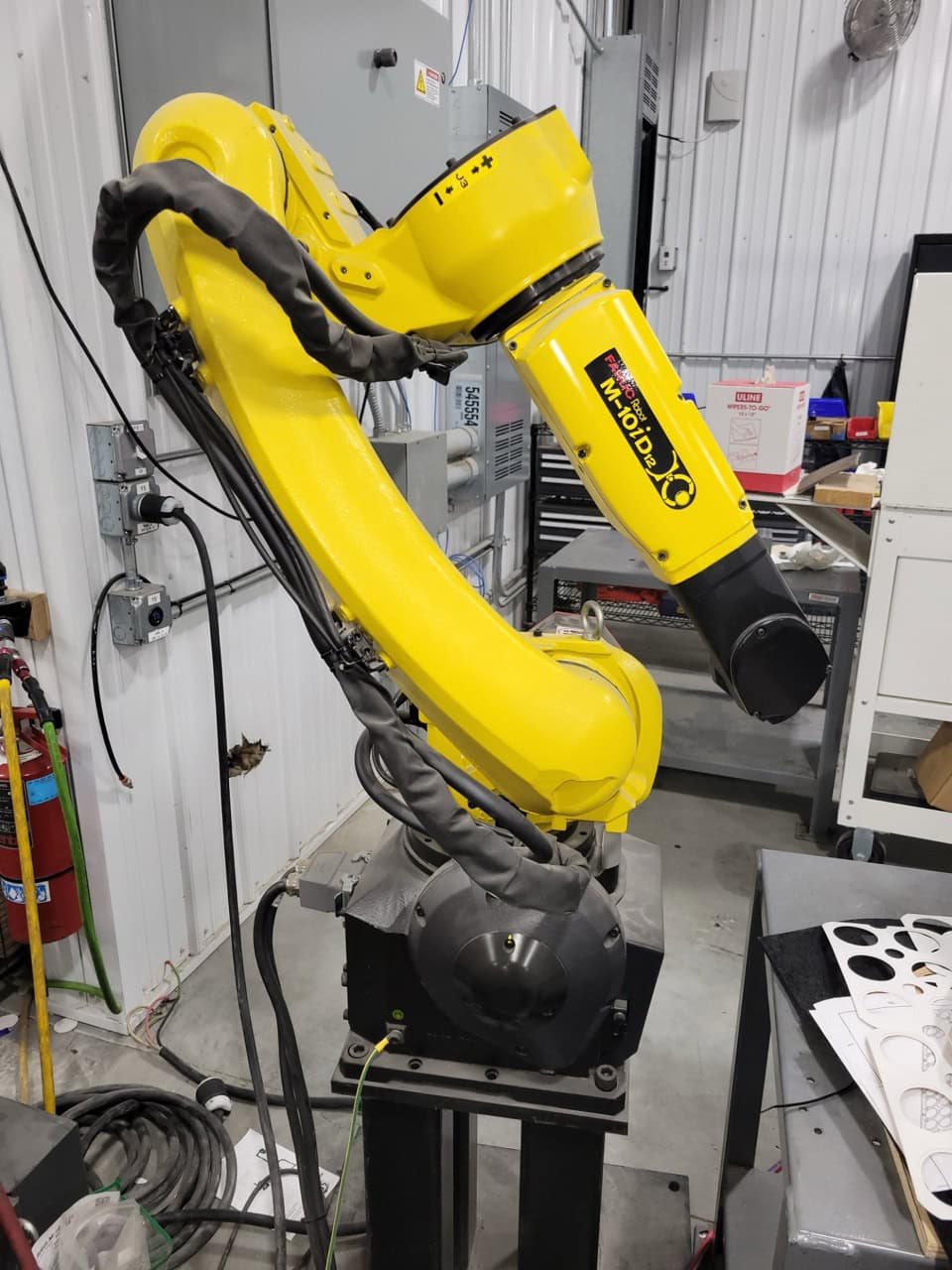 Fanuc M10iD/12 6-Axis Robot w/12kg Payload, 2021 - (Open Box Demo)